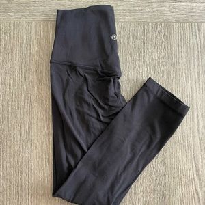 Lululemon Align Cropped Leggings - Black, size 2